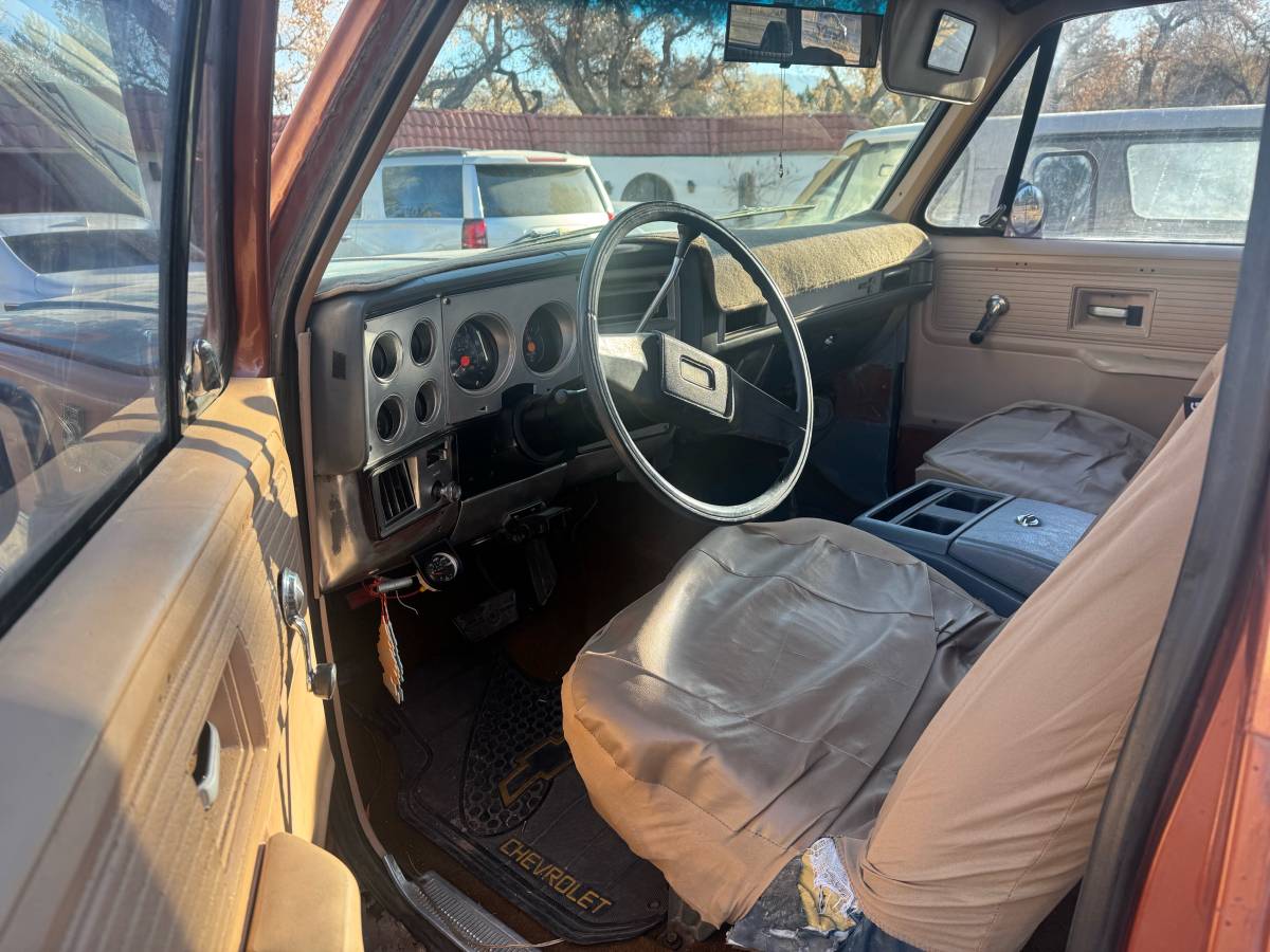 Chevrolet-Blazer-1978-brown-160934-10