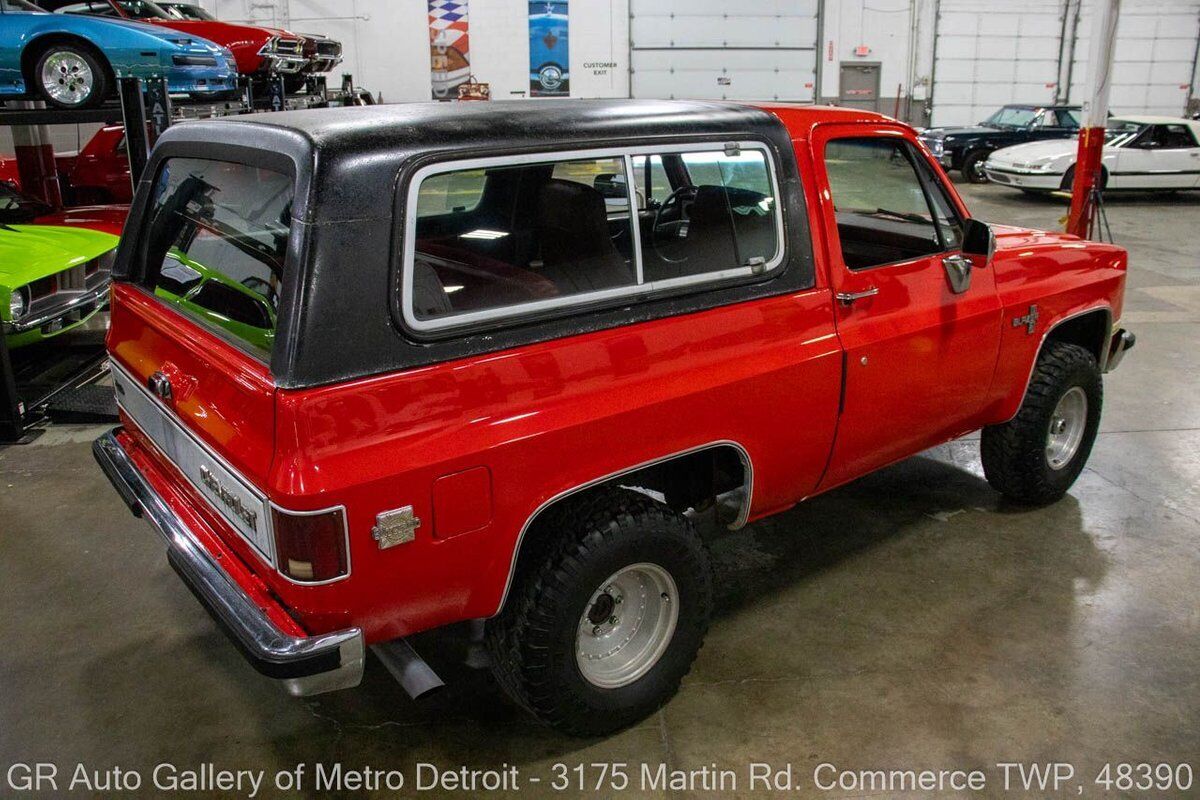 Chevrolet-Blazer-1984-Red-Burgundy-132291-7