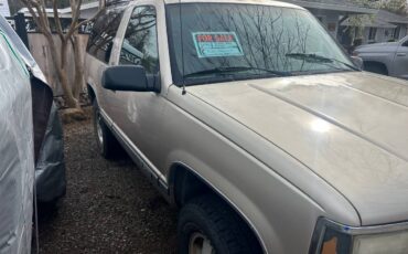 Chevrolet-Blazer-1993-brown-317040-2