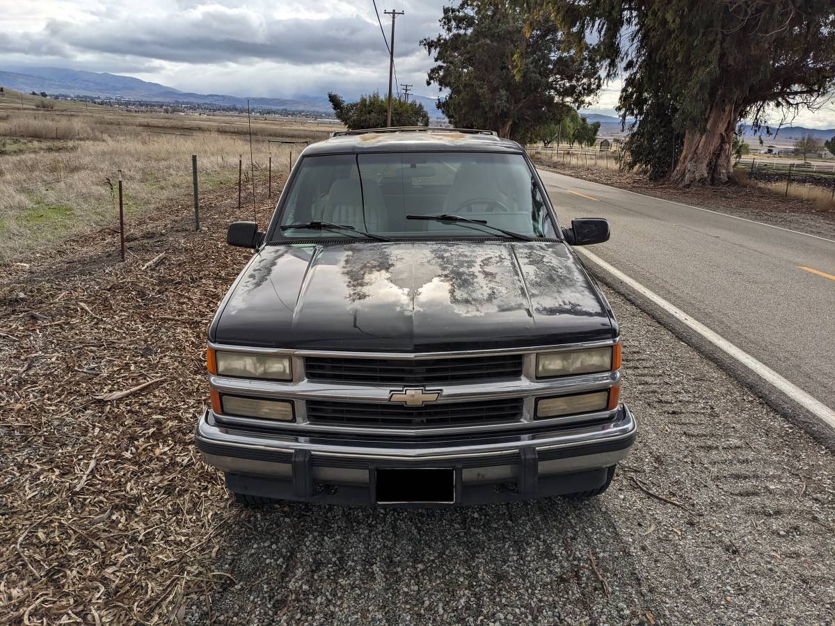 Chevrolet-Blazer-1994-black-347617-1