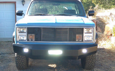 Chevrolet-Blazer-SUV-1983-BlueWhite-BlueBlack-80-2