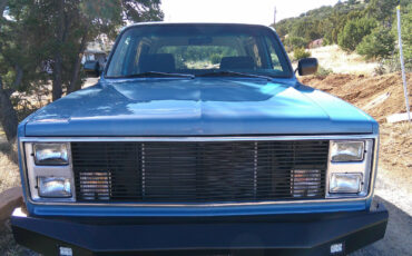 Chevrolet-Blazer-SUV-1983-BlueWhite-BlueBlack-80-3