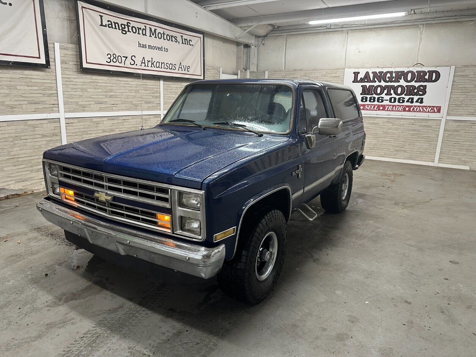 Chevrolet-Blazer-SUV-1986-Blue-Tan-220477-19