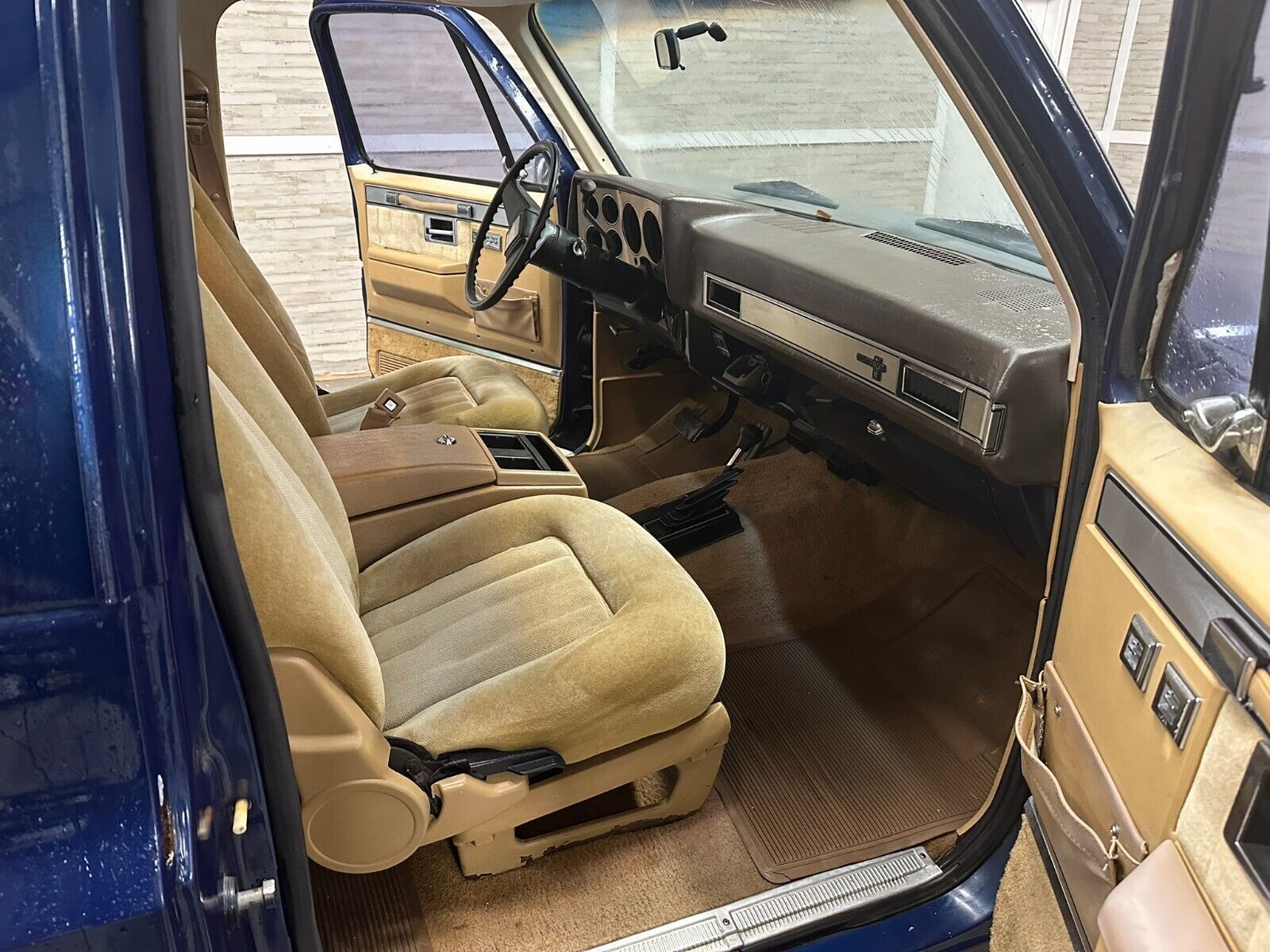 Chevrolet-Blazer-SUV-1986-Blue-Tan-220477-7