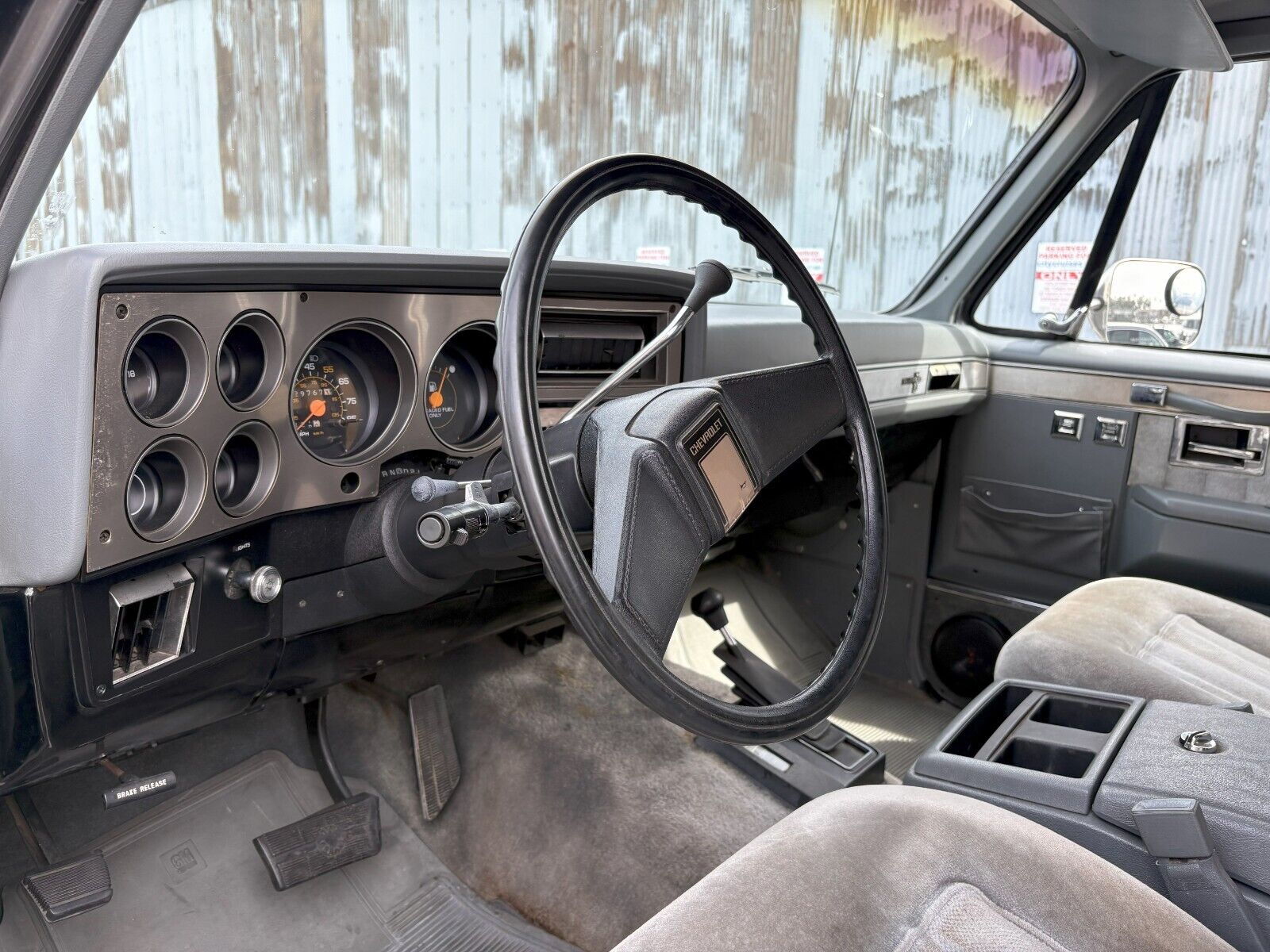 Chevrolet-Blazer-SUV-1988-208893-13