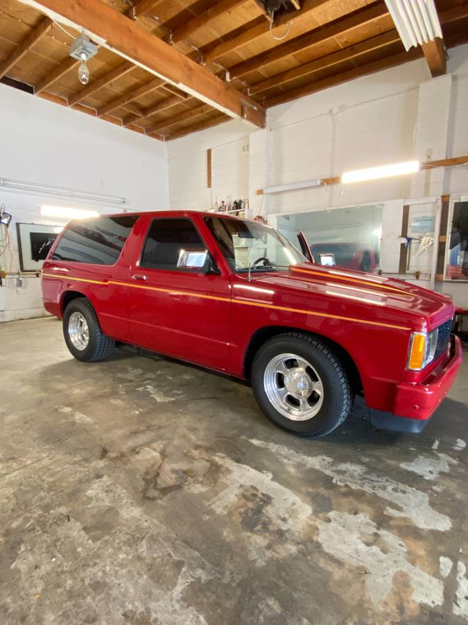 Chevrolet-Blazer-s-10-1987-45866-1