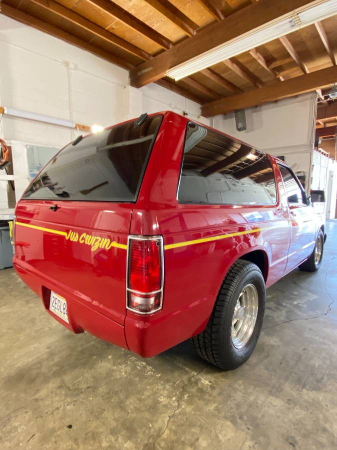 Chevrolet-Blazer-s-10-1987-45866-2