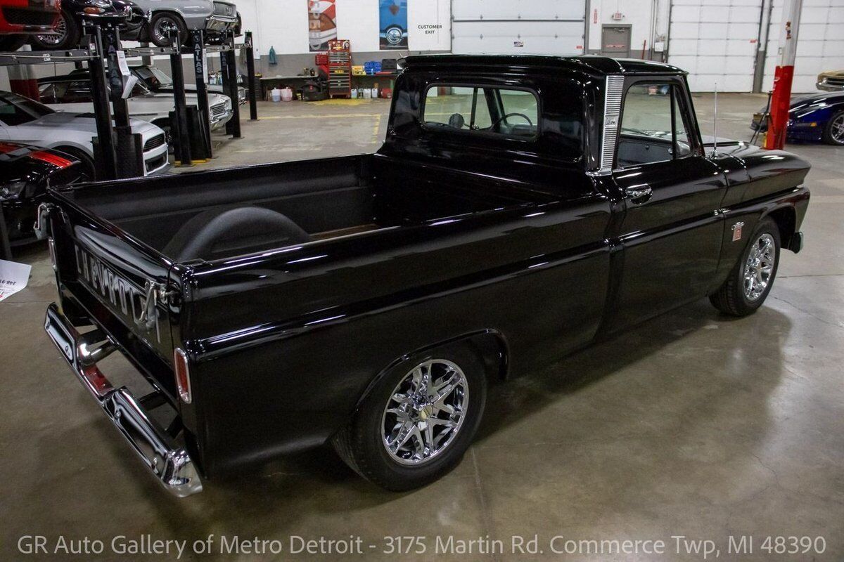 Chevrolet-C-10-1964-Black-Black-217-6