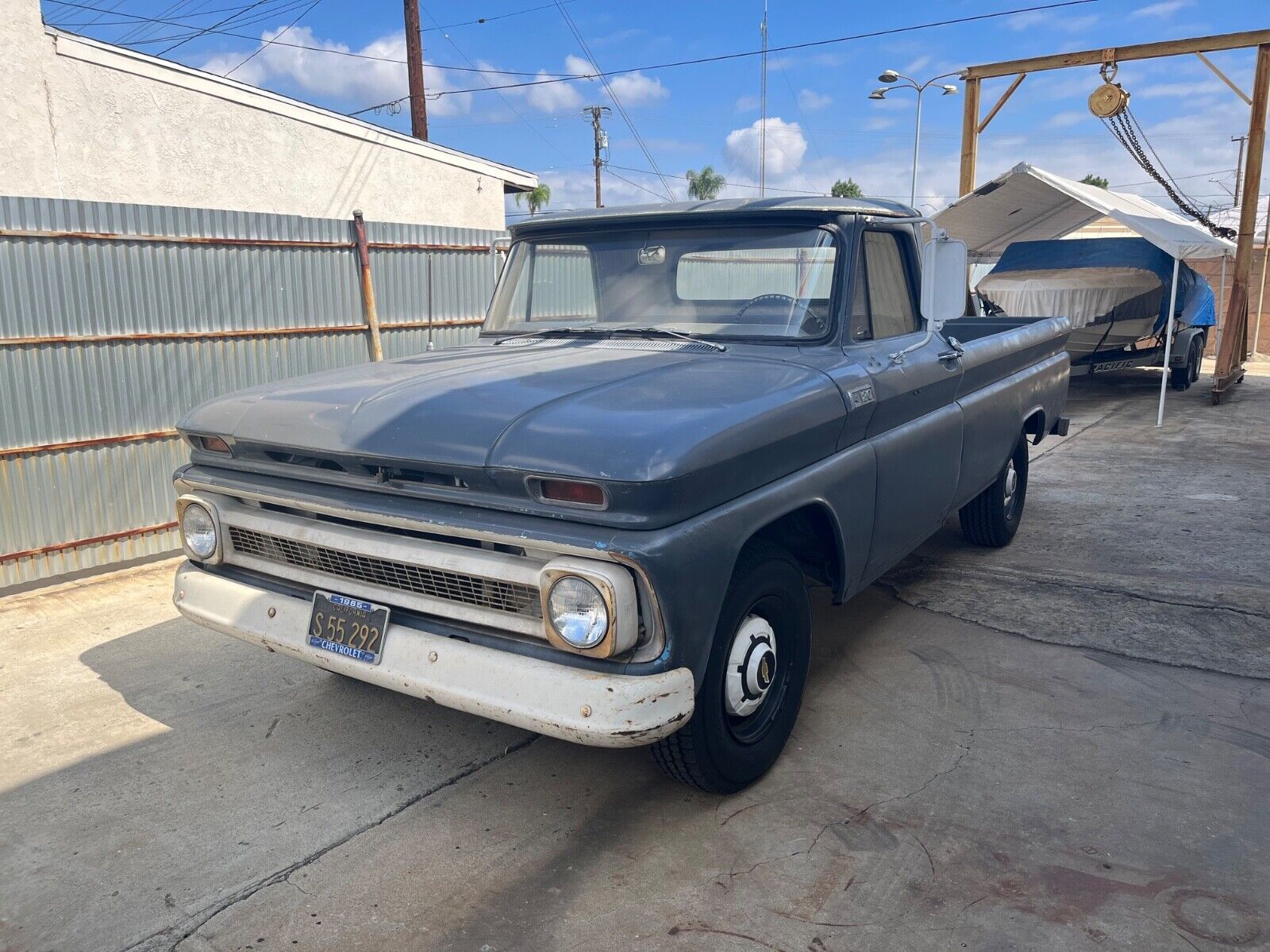 Chevrolet-C-10-1965-Gray-Gray-142385-1