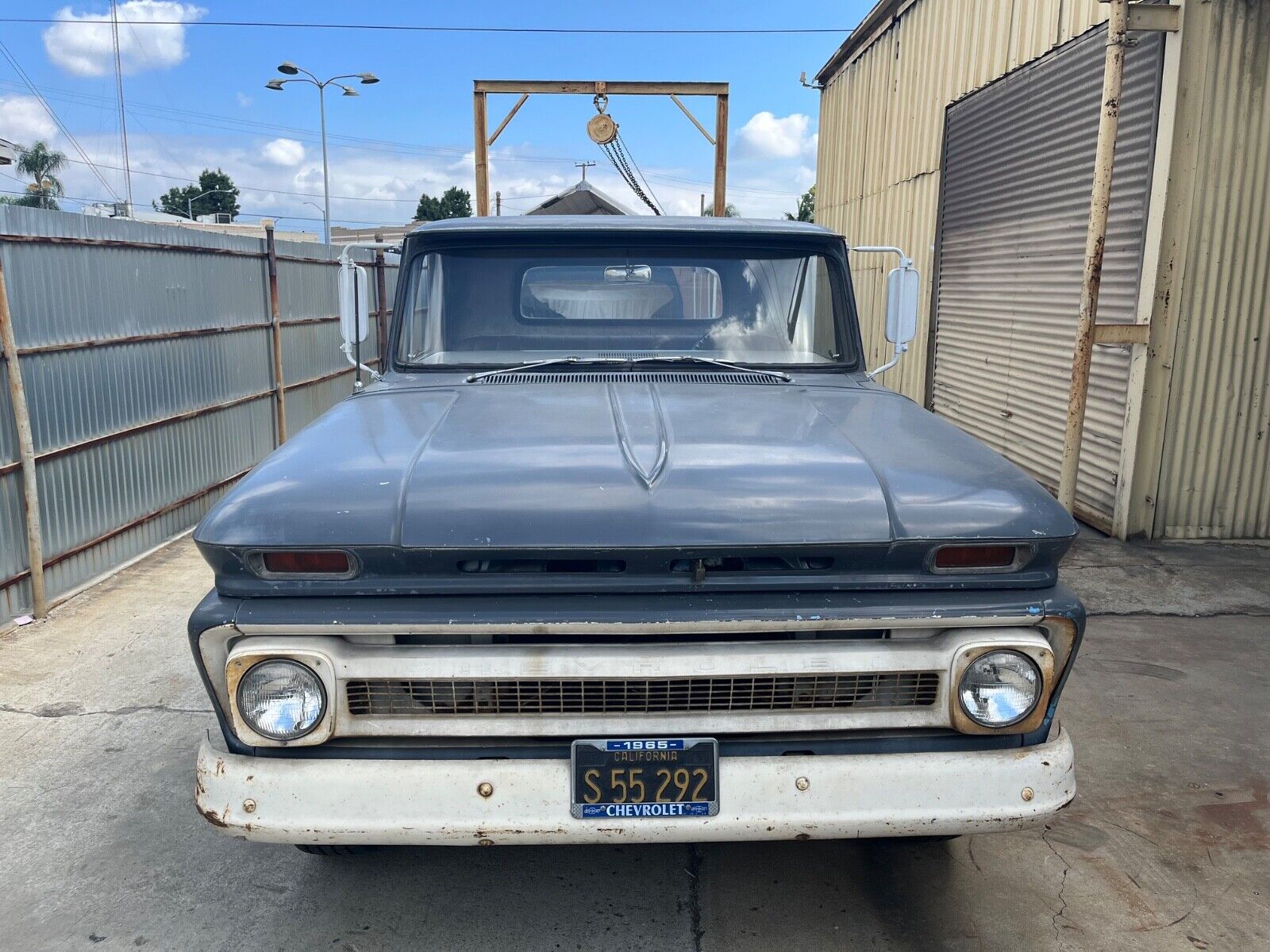 Chevrolet-C-10-1965-Gray-Gray-142385-23