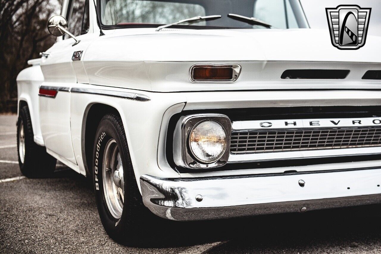 Chevrolet-C-10-1965-White-Red-50414-11