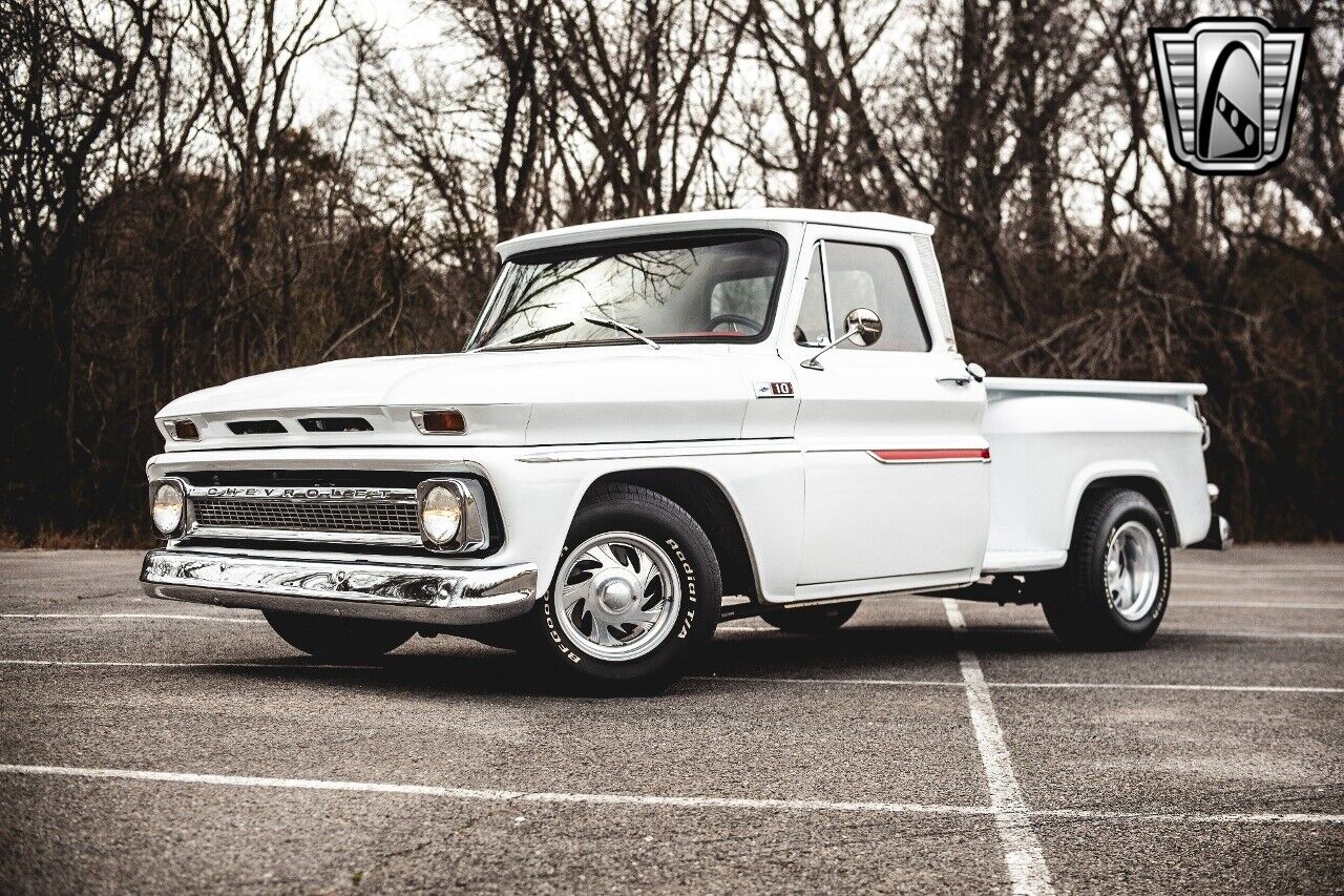 Chevrolet-C-10-1965-White-Red-50414-2