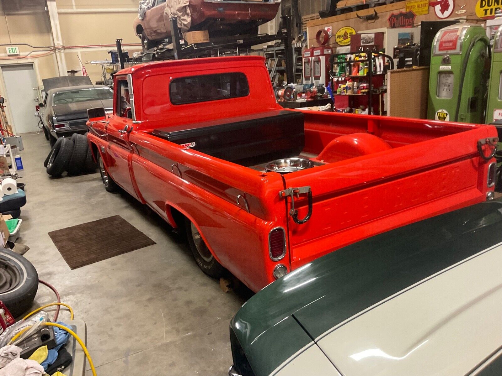 Chevrolet-C-10-1966-Orange-Gray-179-8