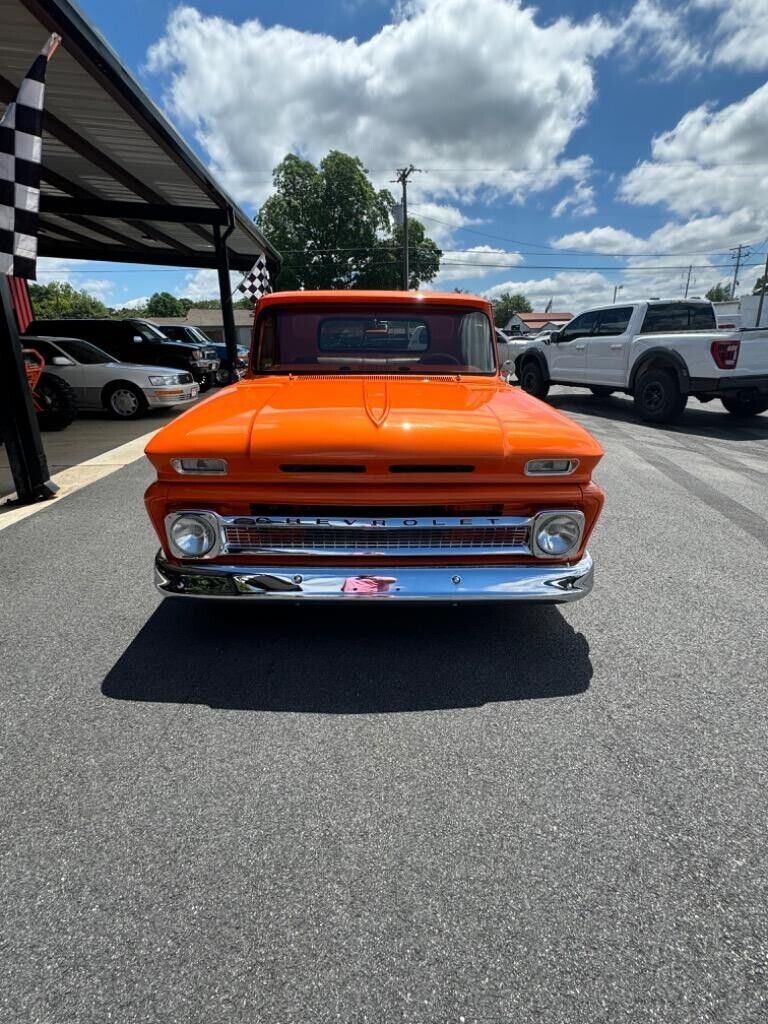 Chevrolet-C-10-1966-Orange-Tan-16853-2