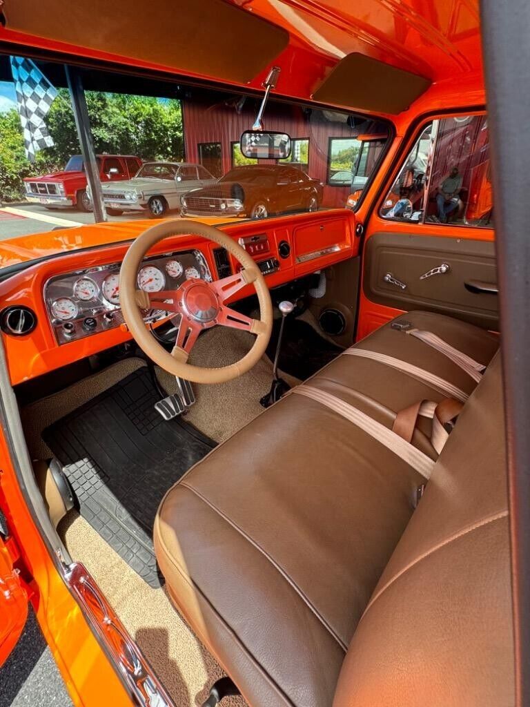 Chevrolet-C-10-1966-Orange-Tan-16853-9