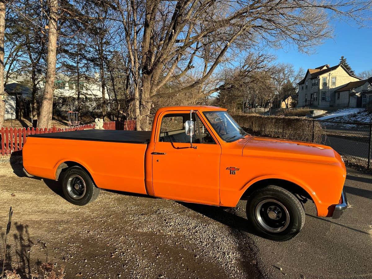 Chevrolet-C-10-1967-140013-1