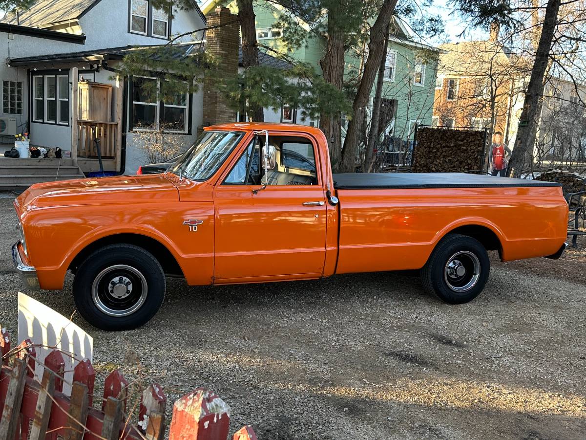 Chevrolet-C-10-1967-140013-14