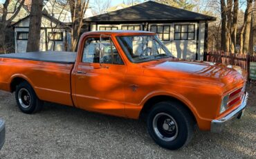 Chevrolet-C-10-1967-140013-15