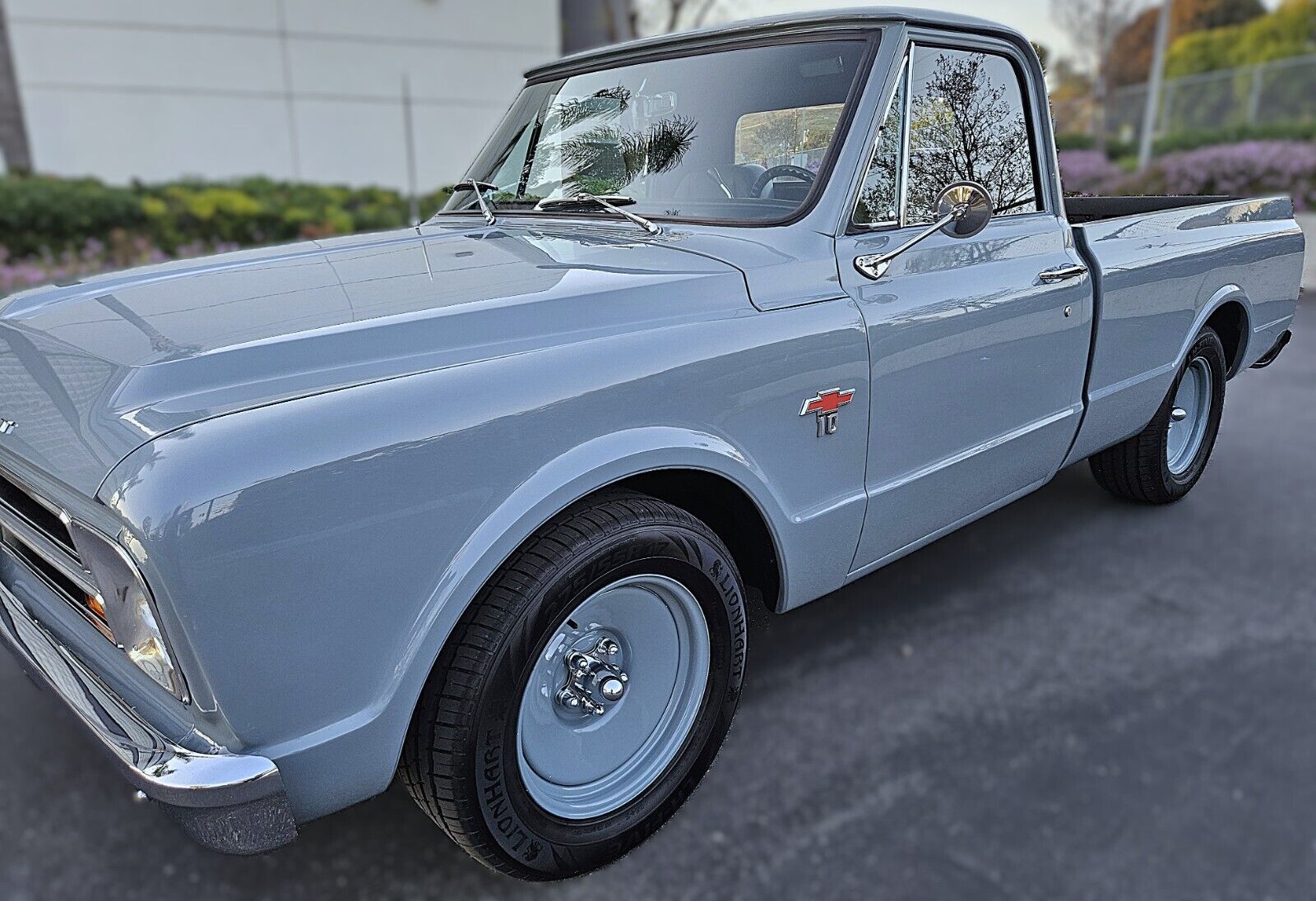 Chevrolet-C-10-1967-Gray-Black-97496-2