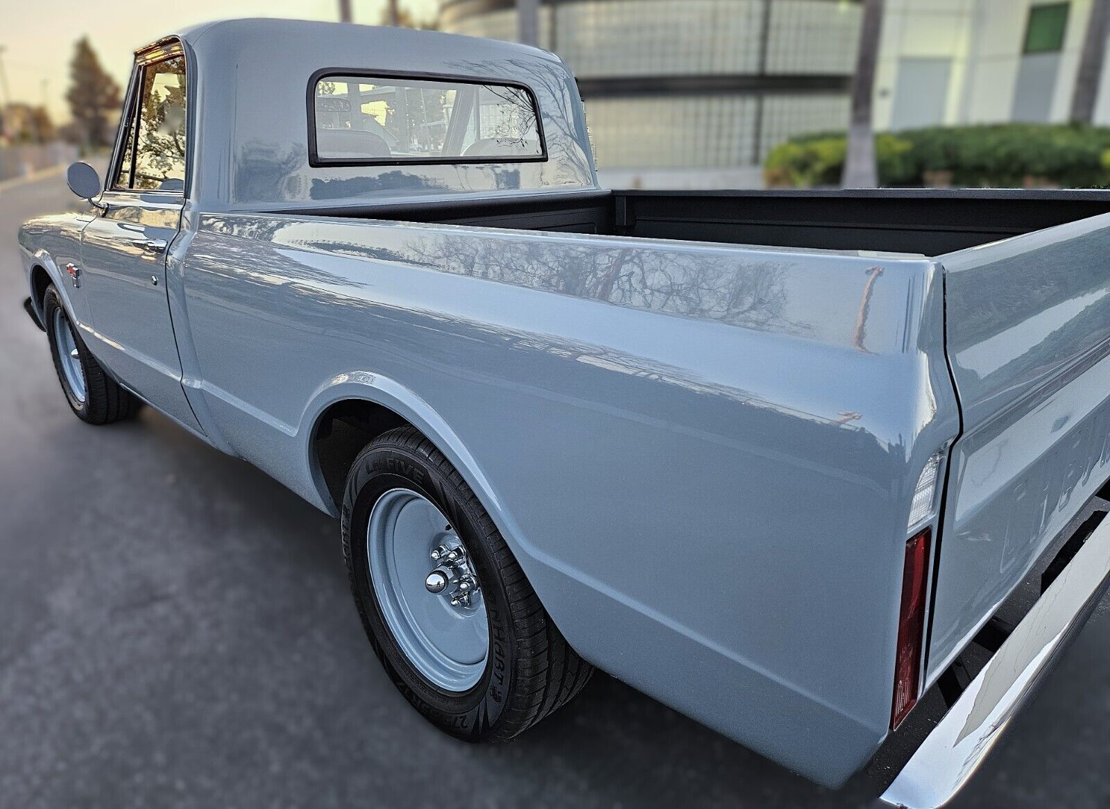 Chevrolet-C-10-1967-Gray-Black-97496-8