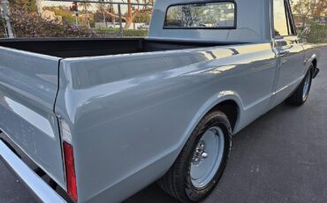 Chevrolet-C-10-1967-Gray-Black-97496-9