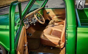 Chevrolet-C-10-1967-Green-Tan-51-10