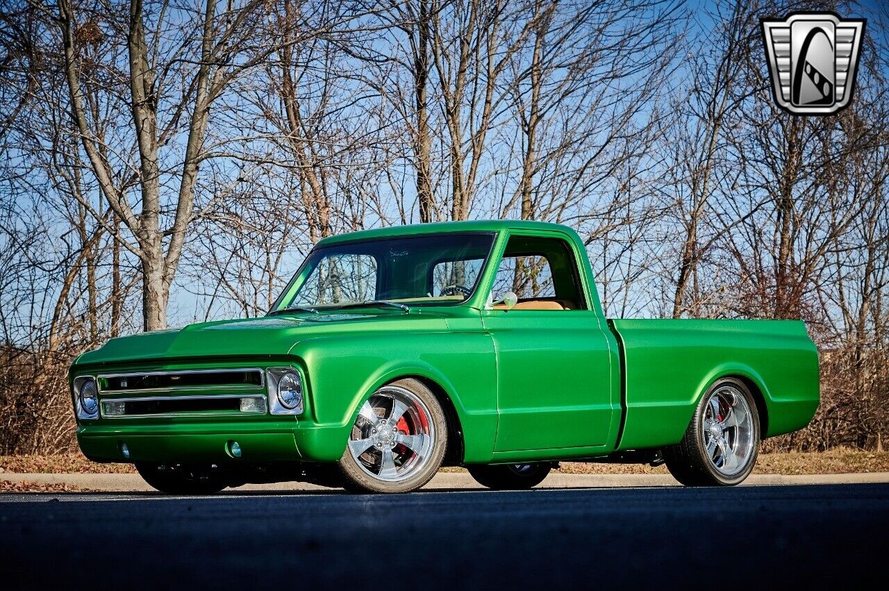 Chevrolet-C-10-1967-Green-Tan-51-2