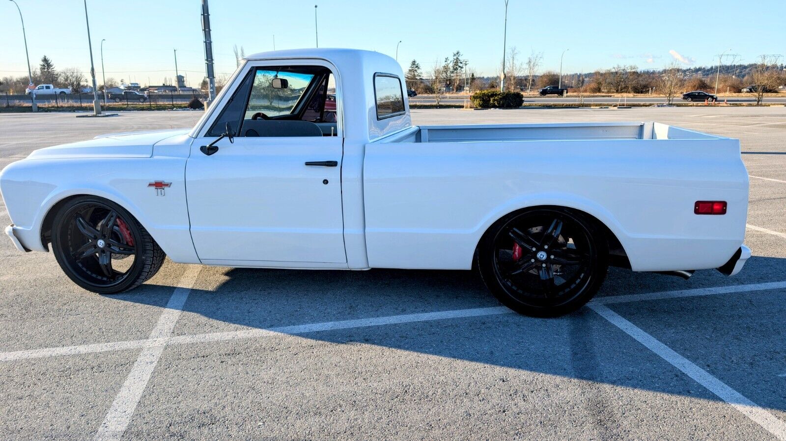 Chevrolet-C-10-1967-White-Black-4023-14