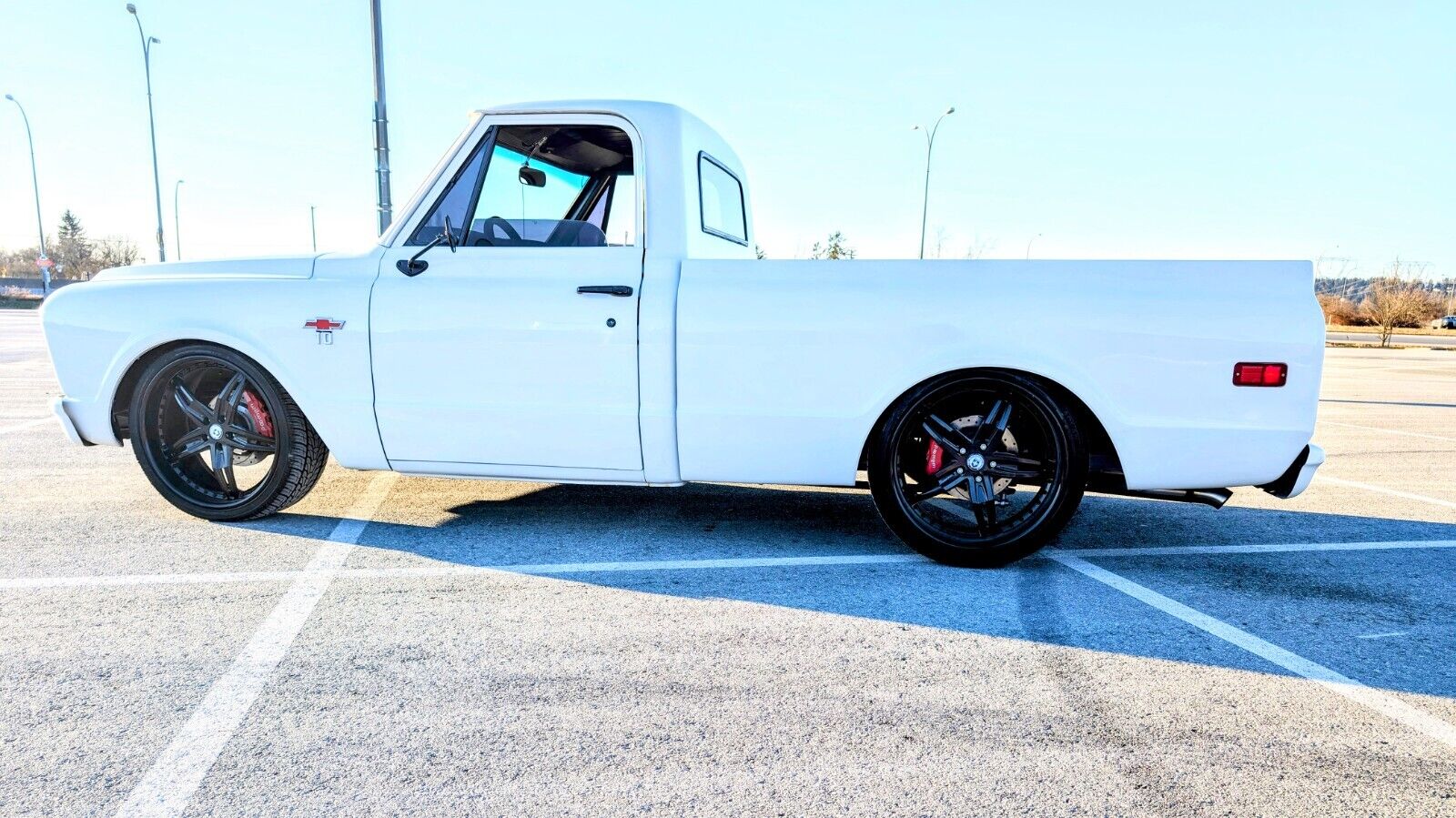 Chevrolet-C-10-1967-White-Black-4023-23