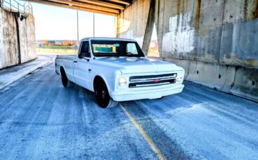 Chevrolet-C-10-1967-White-Black-4023-25