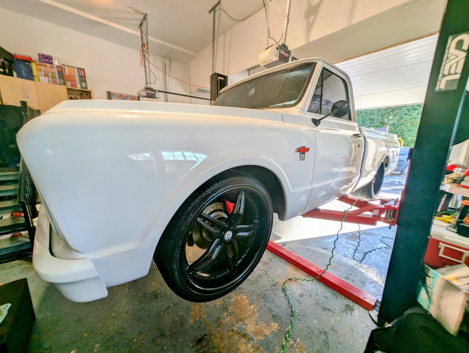 Chevrolet-C-10-1967-White-Black-4023-33