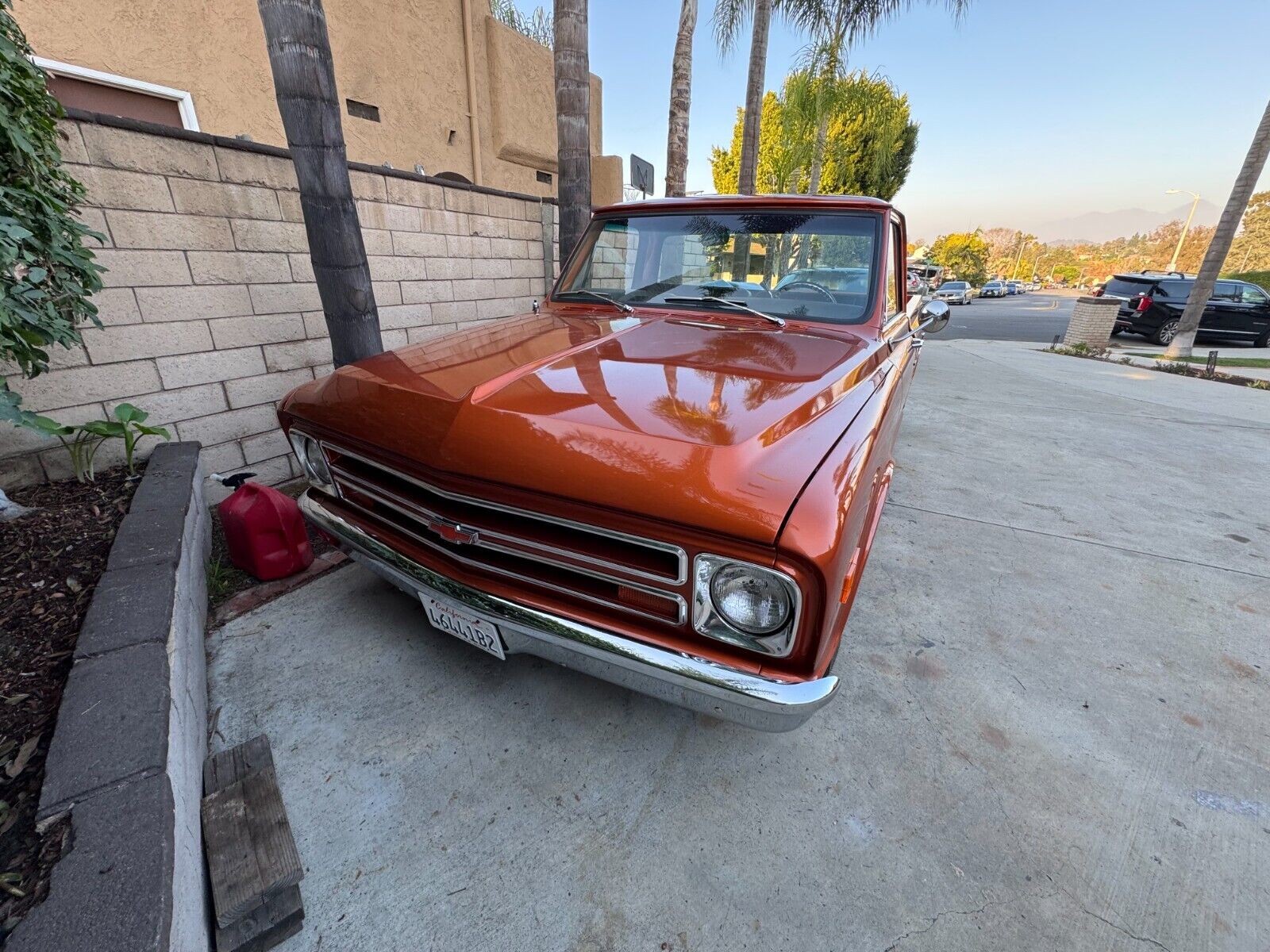 Chevrolet-C-10-1968-Orange-Black-322-2