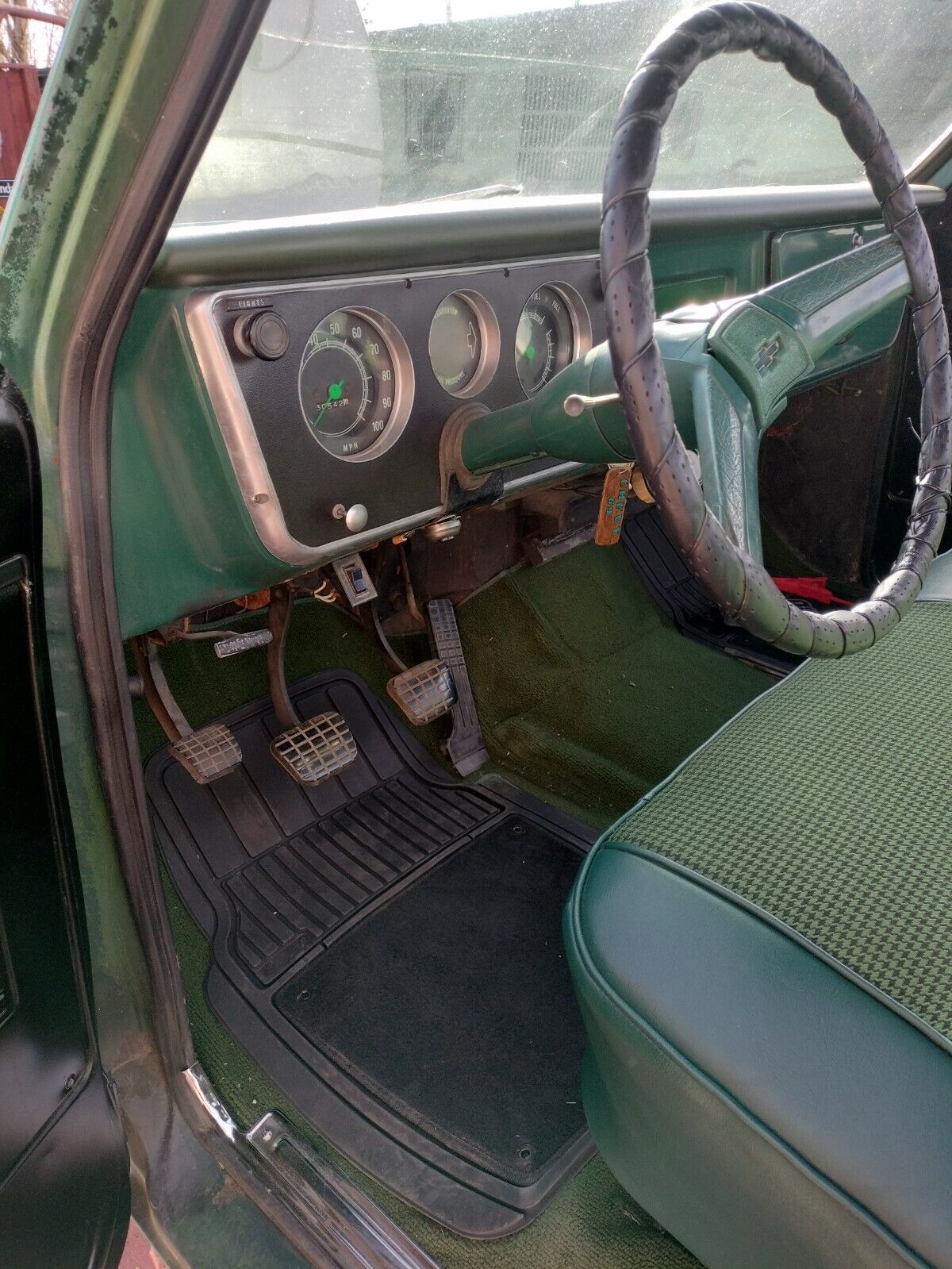 Chevrolet-C-10-1969-Green-Green-16093-15