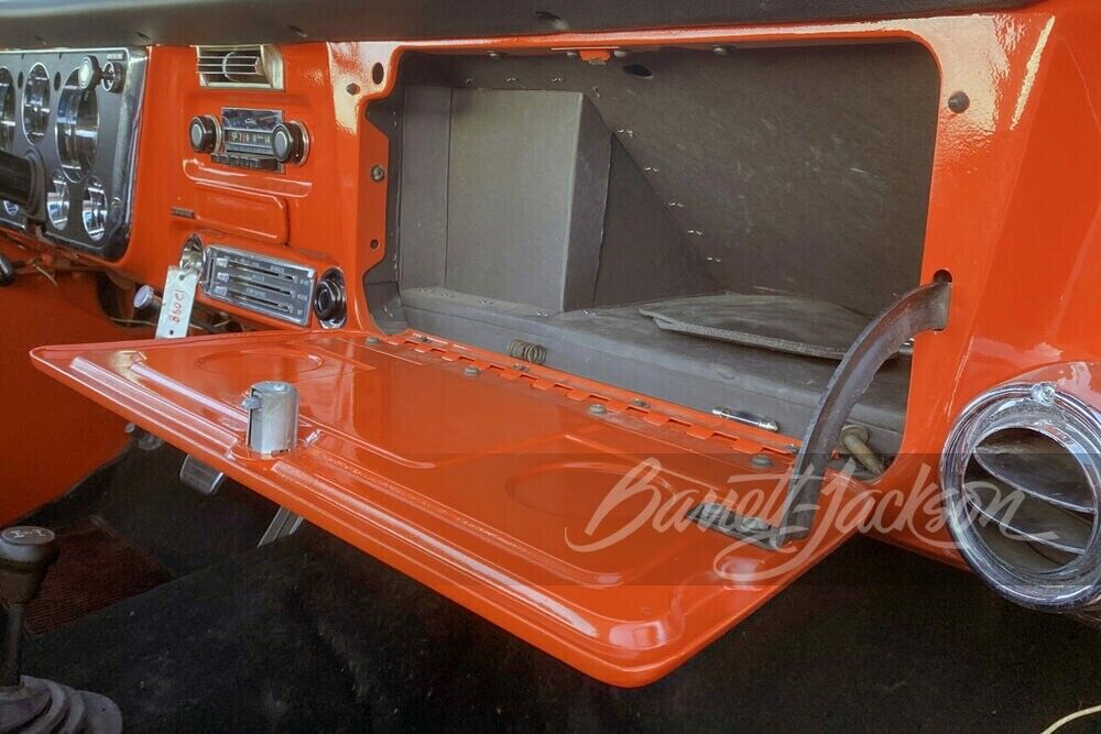 Chevrolet-C-10-1969-Orange-Black-2-5