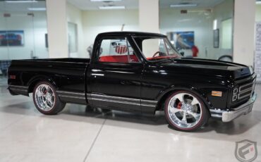 Chevrolet C-10  year1}