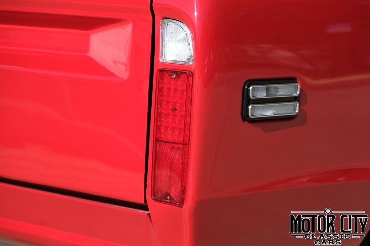 Chevrolet-C-10-1971-Red-Tan-830-10