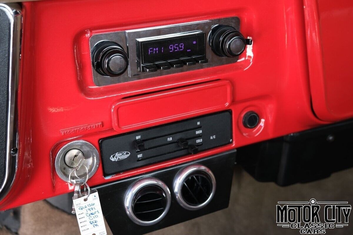 Chevrolet-C-10-1971-Red-Tan-830-16