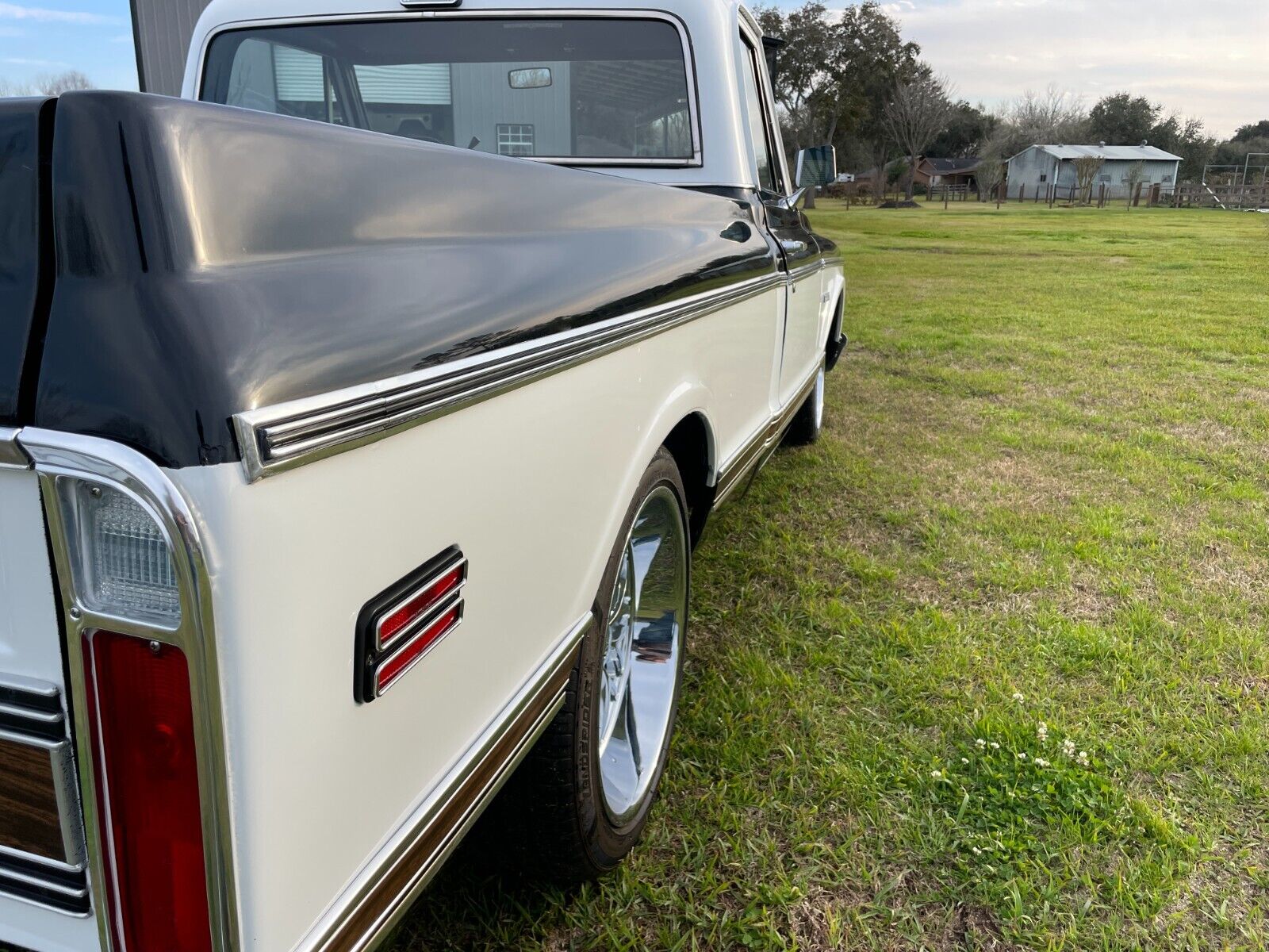 Chevrolet-C-10-1972-Black-113502-16