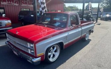 Chevrolet-C-10-1982-Red-Red-96561-1