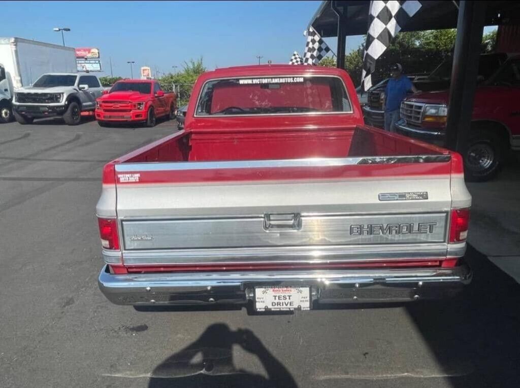 Chevrolet-C-10-1982-Red-Red-96561-3