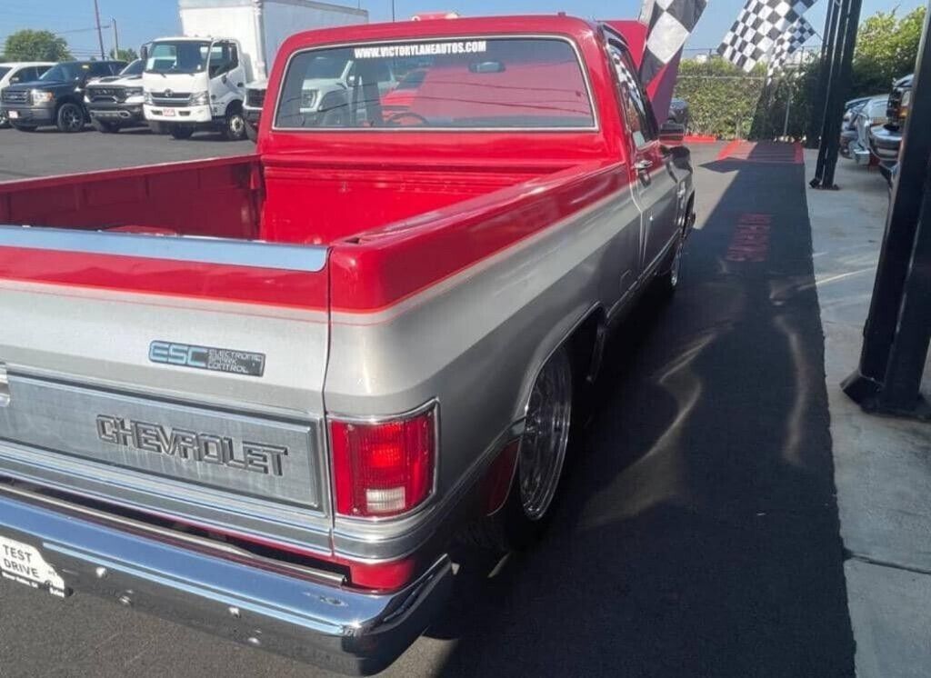 Chevrolet-C-10-1982-Red-Red-96561-4