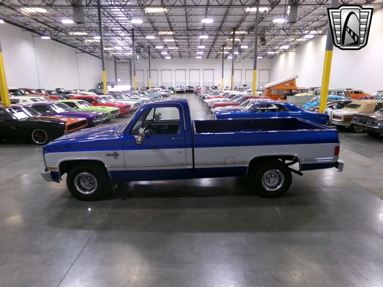 Chevrolet-C-10-1983-Blue-Blue-135468-2