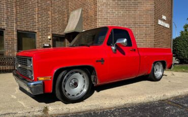 Chevrolet-C-10-1983-Red-Red-92399-1