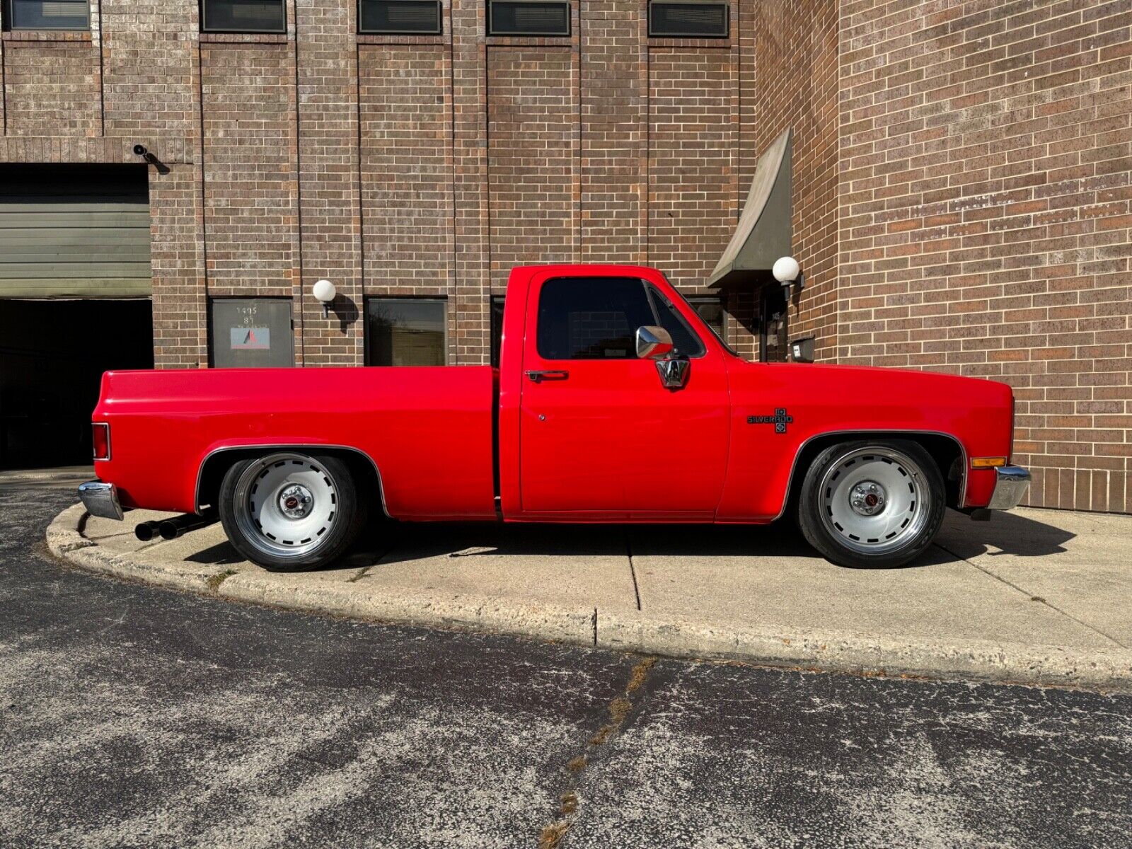 Chevrolet-C-10-1983-Red-Red-92399-12