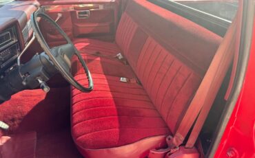 Chevrolet-C-10-1983-Red-Red-92399-25