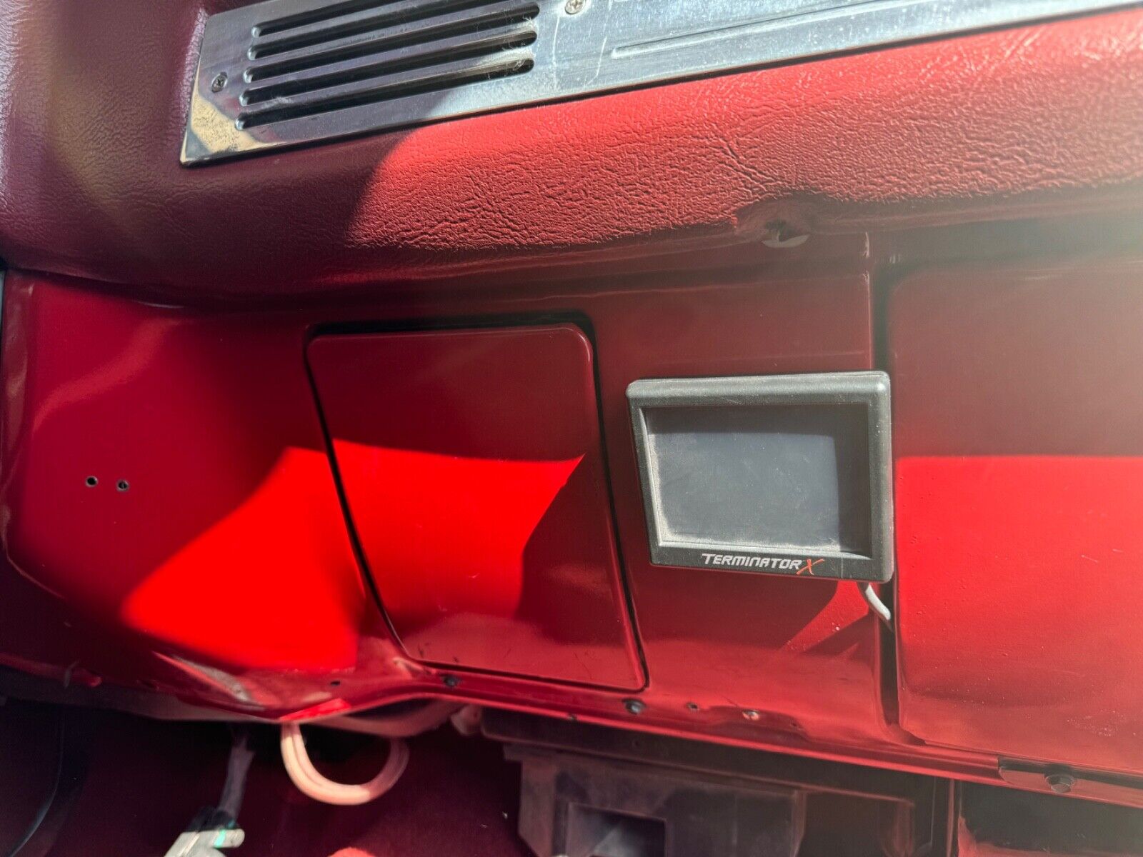 Chevrolet-C-10-1983-Red-Red-92399-32