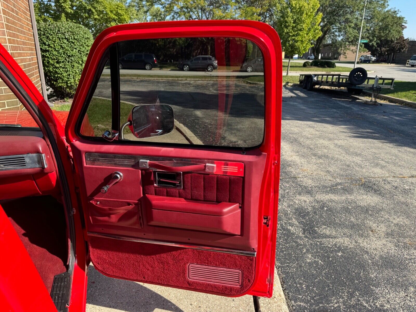 Chevrolet-C-10-1983-Red-Red-92399-33