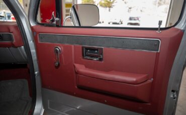 Chevrolet-C-10-1984-Silver-Burgundy-23442-7