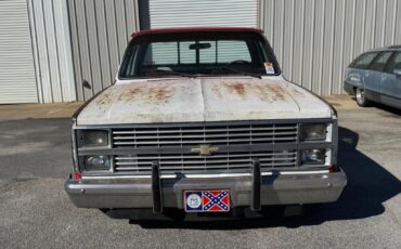 Chevrolet-C-10-1984-White-Red-0-2