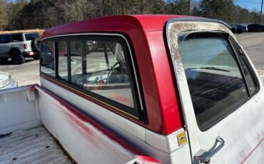 Chevrolet-C-10-1984-White-Red-0-25